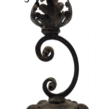 פמוט צרפתי עתיק, מהמאה ה-19, עשוי ברזל, במצב מצוין