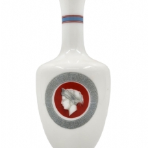 לחובבי וינטג' - בקבוק זכוכית ישן ויפה של 'גרנד מריה' (Grand Marnier) מעוטר וחתום