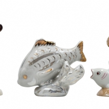 לוט של 3 פסלוני פורצלן רוסים ישנים מהתקופה הסובייטית, מעוטרים בצביעת יד