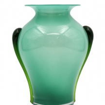 כד זכוכית מעוצב