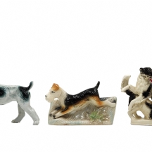לוט של 3 פסלונים בדמות כלבים