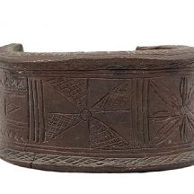 צמיד תשלום אפריקאי (נקרא מנילה Manilla  או Anklet Currency bracelet), עתיק
