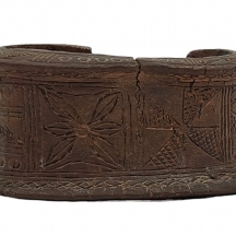 צמיד תשלום אפריקאי (נקרא מנילה Manilla  או Anklet Currency bracelet), עתיק