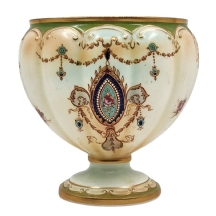 כלי אנגלי עתיק מסוף המאה ה-19 (ויקטורייאני), עשוי חרס מעוטר בשילוב של הדפס מועבר