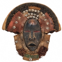 לאספני אמנות אפריקאית - מסכה אפריקאית עתיקה של אנשי הדן (Dan People), עשויה עץ,