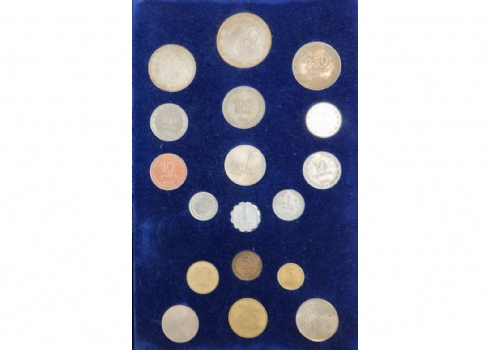 סט של 18 מטבעות ישראל