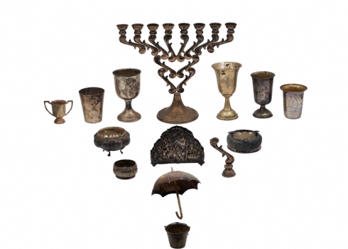 לוט של 13 חפצי כסף ישנים ועתיקים, כולם חתומים, משקל כולל: 800 גרם