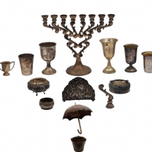 לוט של 13 חפצי כסף ישנים ועתיקים, כולם חתומים, משקל כולל: 800 גרם