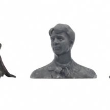 לוט של 3 פסלונים בדמות אישה, גבר וצפרדע