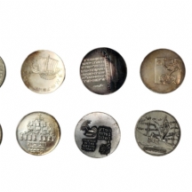 לוט של 10 מטבעות ומדליות כסף ישראליות, משקל כולל: 267 גרם סה"כ.