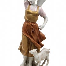 פסל פורצלן צ'כי עתיק מתוצרת: 'רויאל דקס' (Royal Duxׂׂׂ), חתום, מעוטר בצביעת יד