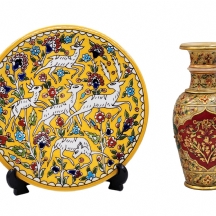 לוט של אגרטל הודי וצלחת ארמנית תוצרת חברון