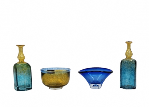 לוט של ארבעה חפצי זכוכית שוודים מתוצרת קוסטה בודה (Costa Boda)