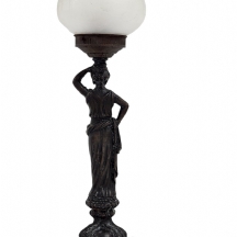 מנורה שולחנית