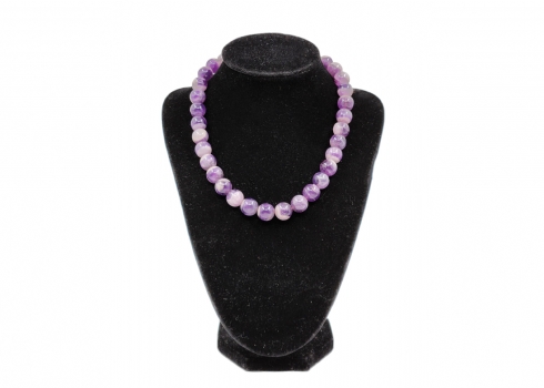 מחרוזת חרוזי אמטיסט (Amethyst) טבעי, רוחב כל חרוז: 1.1 ס"מ, אורך המחרוזת: 38 ס"מ