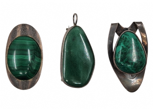 לוט של 3 סיכות כסף מעוצבות (שתיים מהן יכולות לשמש גם כתליונים), כולן עשויות כסף