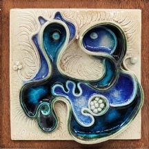 'אישה ותרנגול כחול'