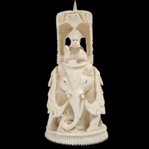 פסלון הודי איכותי מאד, מגולף כולו בעבודת יד מרשימה