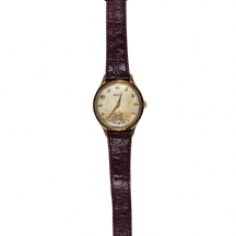 שעון יד מכאני לגבר עשוי זהב צהוב 18 קארט, מתוצרת חברת 'זניט' (Zenith) משנת 1950