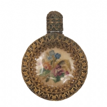 בקבוק בשם עתיק