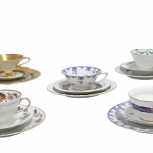 לוט של חמש סטי פורצלן גרמניים איכותיים שונים