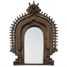 מראה הודית מאסיבית וכבדה מאד