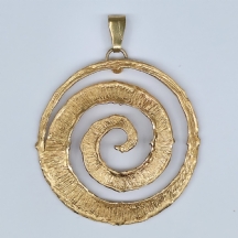תליון זהב בצורת ספירלה, עשוי זהב צהוב 14 קארט