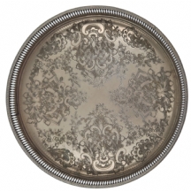 מגש תמרוקים עשוי מתכת מצופה כסף, כפי הנראה אמריקאי