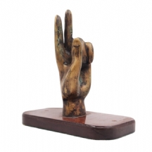 נחמן זבלודוביץ - 'יד' - פסל ברונזה