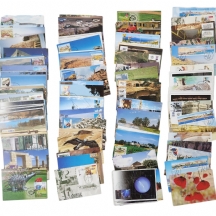 תפזורת של עשרות גלויות ישראליות מבוילות