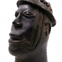 ראש גבר - פסל 'ברונזת בנין'