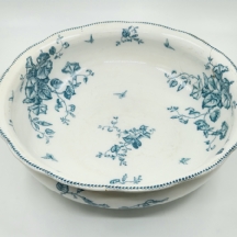 קערה בלגית גדולה עתיקה מסט רחצה לטואלט (אגן רחצה),עשוייה חרס מעוטרת בהדפס מועבר