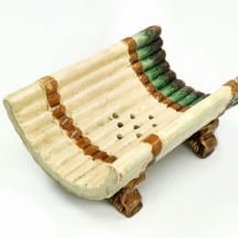 עריסת אספרגוס (Asparagus Cradle) ישנה ויפה עשויה מג'וליקה (Majolica)