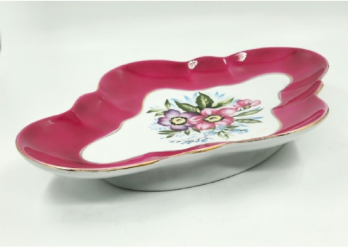 מגש פורצלן יפני גדול בסגנון בוכרי, מעוטר בהדפס פרחוני וחתום