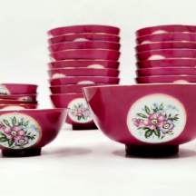 לוט של 24 קעריות פורצלן יפניות בסגנון בוכרי