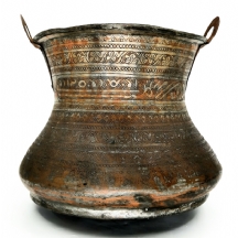 סיר בישול פרסי עתיק מתקופת השושלת הקאג'ארית