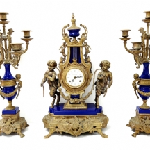 גרניטורה איטלקית בסגנון עתיק עשויה פליז ופורצלן בגוון כחול