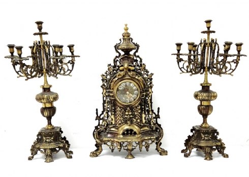 גרניטורה (Garniture) בסגנון עתיק