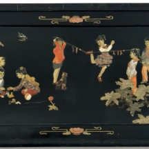 תמונה סינית גדולה עשויה לוח עץ משובץ אבנים טבעיות מגולפות בעבודת יד.