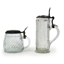 2 כוסות שיכר (בירה), עשויות זכוכית וקריסטל, מיכסים מפיוטר.