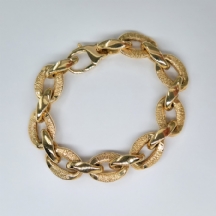 צמיד זהב עשוי זהב צהוב 14 קארט