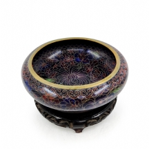 קערת קלואזונה (Cloisonne) סינית ישנה עשויה נחושת מוזהבת ומעוטרת באמייל