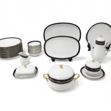 חלקי סט אוכל גרמני איכותי תוצרת 'הוטשנרוייטר' (Hutschenreuther), עשוי פורצלן