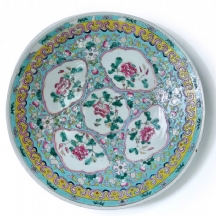 צלחת קרמיקה סינית גדולת מיימדים (Charger), מתקופת הרפובליקה (1912 ל-1949)