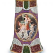 אגרטל פורצלן עתיק בסגנון 'וינה הישן', כפי הנראה צ'כי או אוסטרי