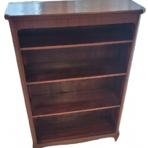 ארונית לספרים עשויה עץ