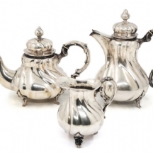 סט כלי כסף להגשת קפה ותה עשוי כסף 800, חתום