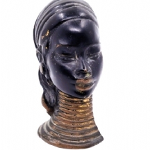 פסל שולחני ישראלי מתוצרת 'הקולי' (hakuli), עשוי ברונזה פטינה שחורה, חתום, ישראל