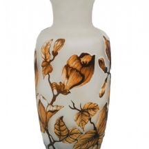 כד זכוכית מעוטר וחתום בקמיאו, חתום: Morariu