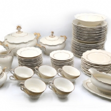 חלקי סט פורצלן פולני, תוצרת: SORAU Carstens Porzellan, מעוטר בזהב וחתום